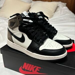 Air Jordan 1 Retro high og gs mocha 4Y